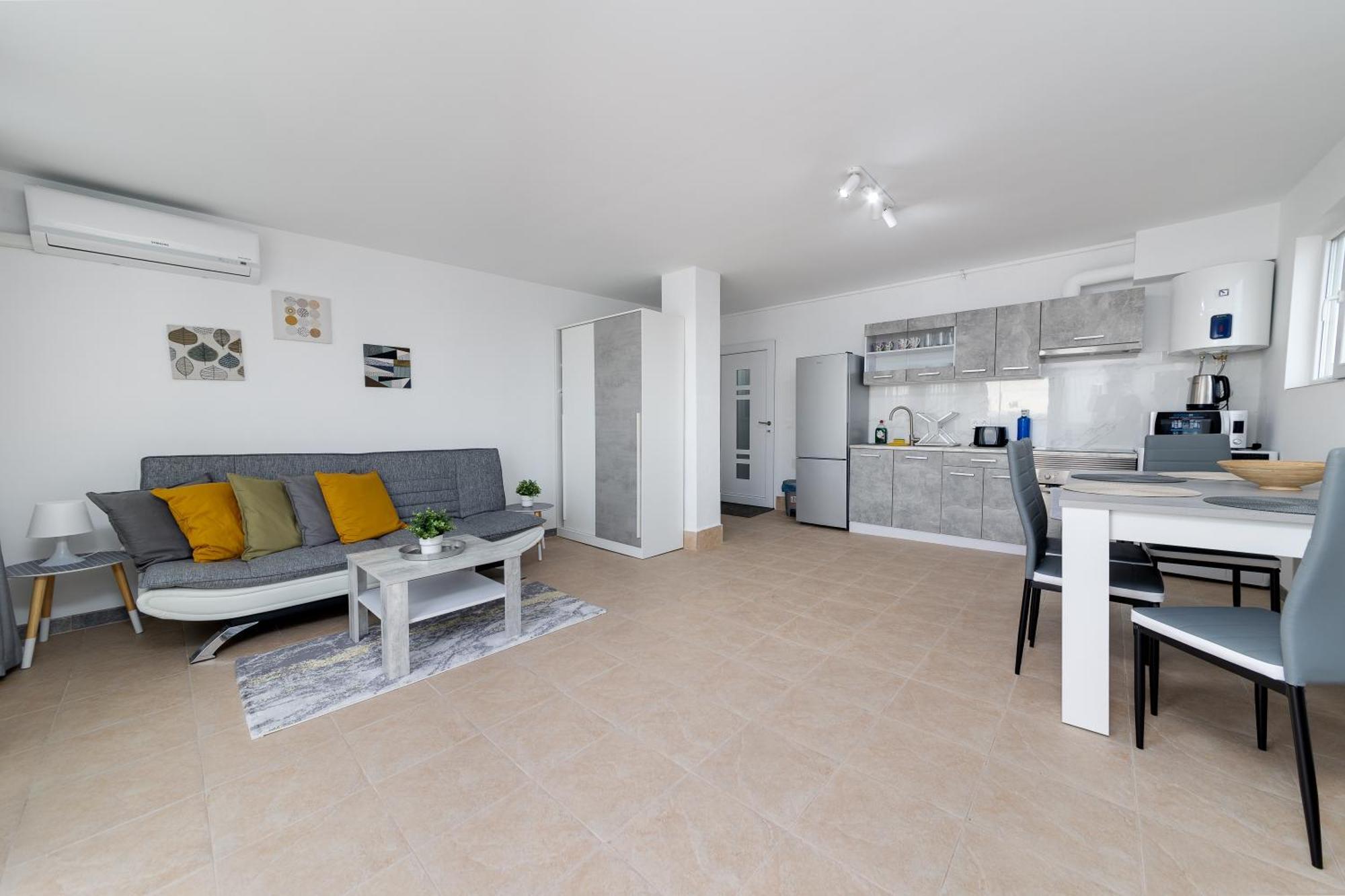 Cosy Apartment Near The Sea Torrevieja Exterior photo