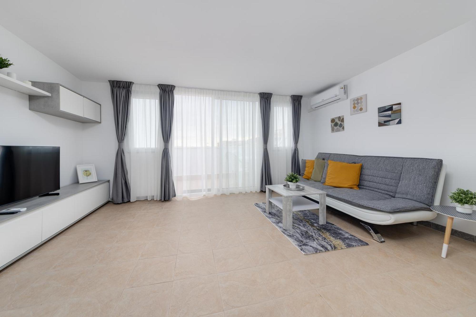 Cosy Apartment Near The Sea Torrevieja Exterior photo